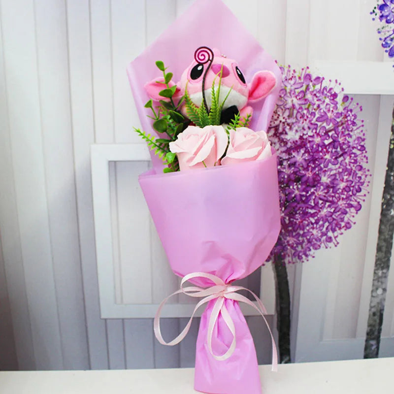 Buquê de Pelúcia Disney | Mickey, Minnie, Stitch, Donald & Daisy