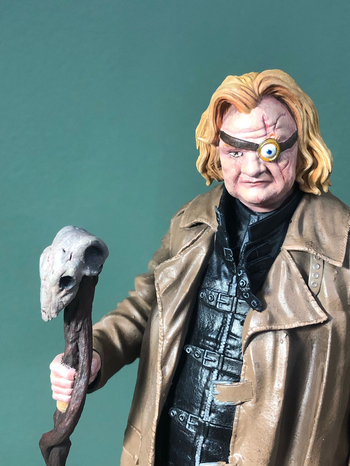 Action Figure Olho-Tonto Moody - Impressão 3D e Pintura Manual (26 cm)