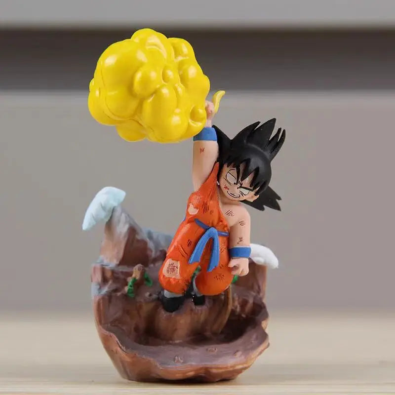 Action Figure Dragon Ball Goku e Nuvem