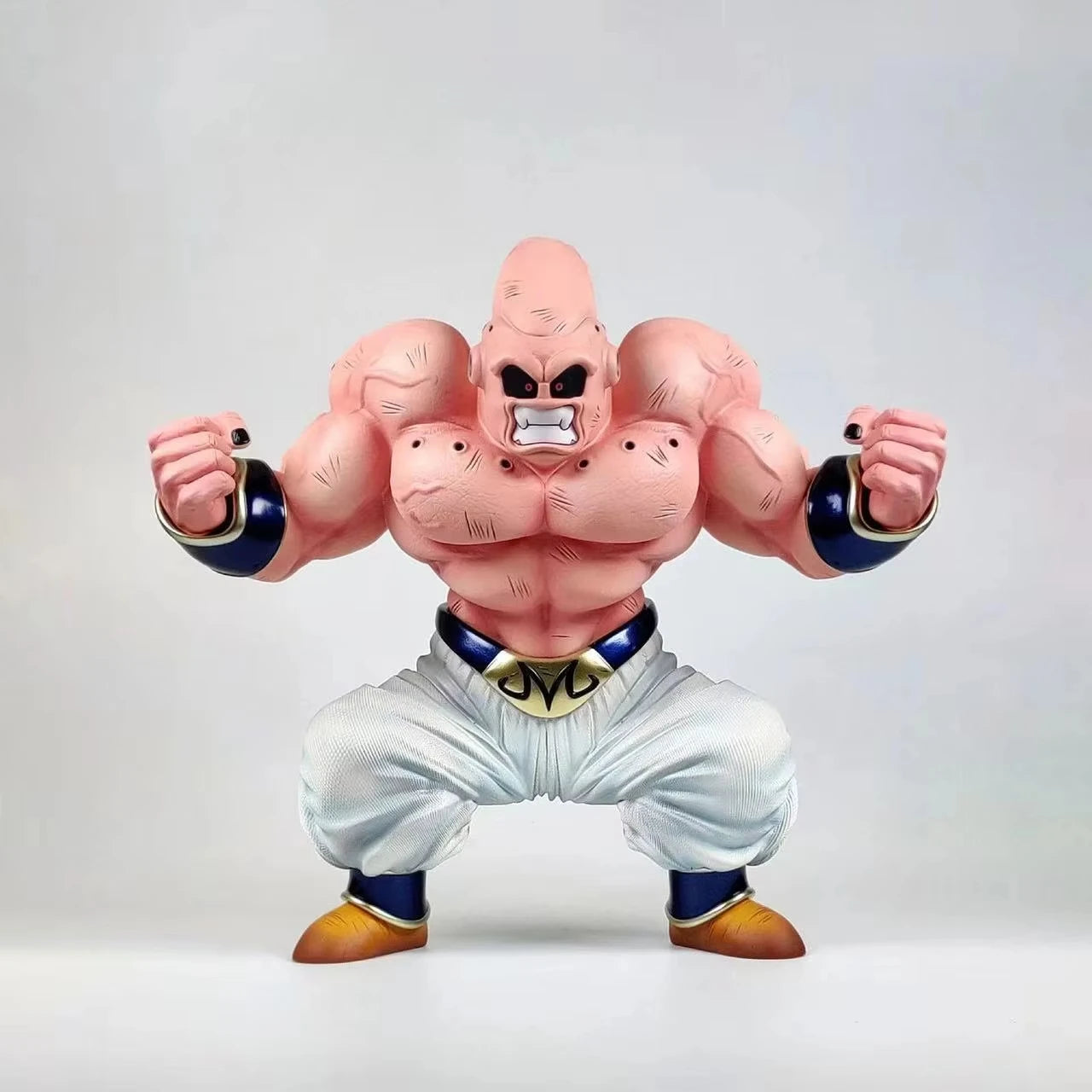 Estátua Dragon Ball Z – Majin Buu “Muscle Buu” | Figura PVC de Coleção 24 Cm