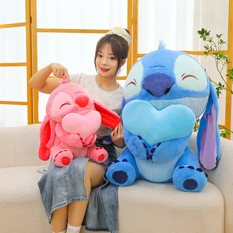 Pelúcia Stitch com Coração - Disney