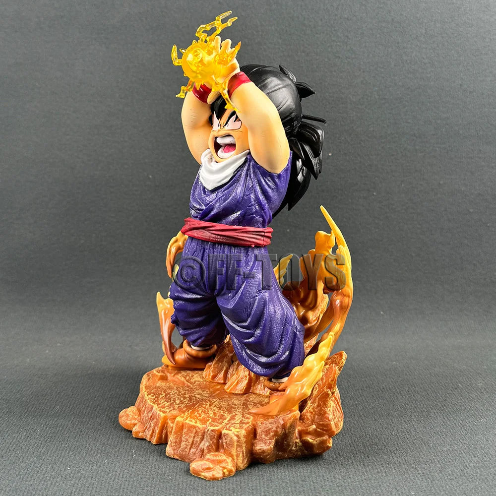 Action Figure Kid Gohan - Angry Gohan - Dragon Ball Z - Bandai