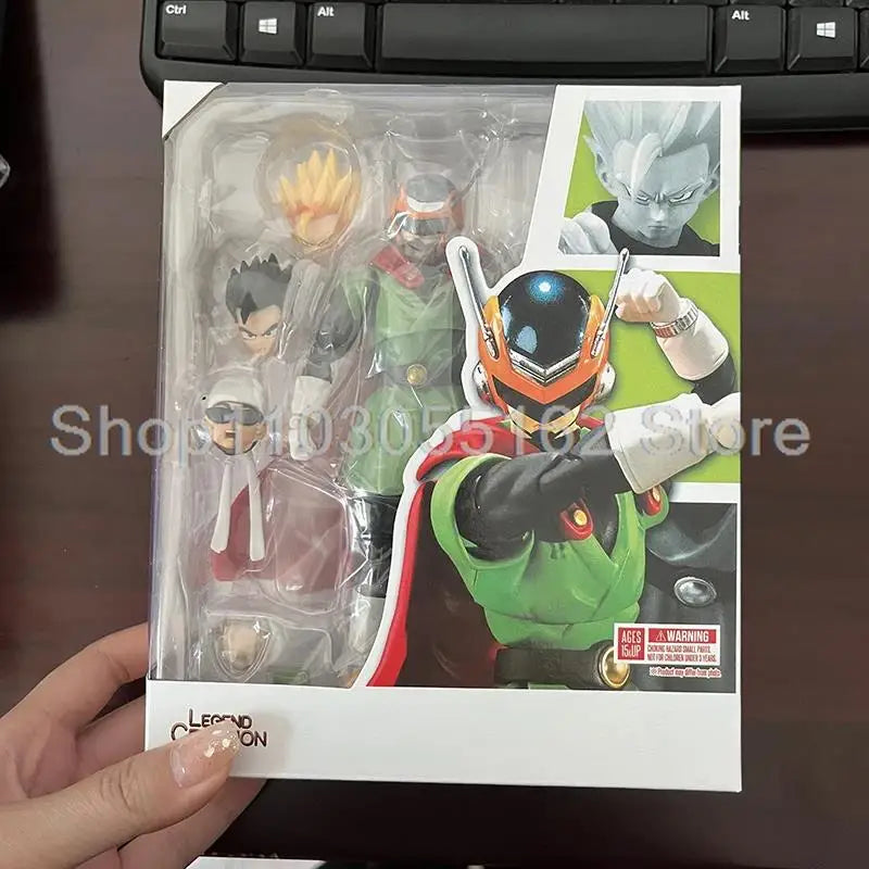 Action Figure Masked Saiyan Gohan - Master Stars Piece - Dragon Ball Z - Bandai