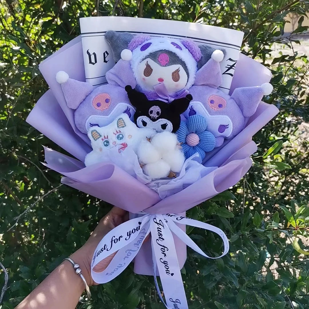 Buquê de Pelúcia Sanrio – Kuromi