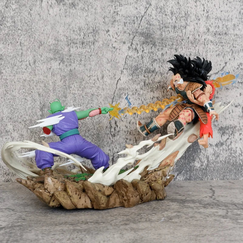 Estátua Dragon Ball Z – Goku Super Saiyajin vs Piccolo & Raditz | Diorama PVC 20cm