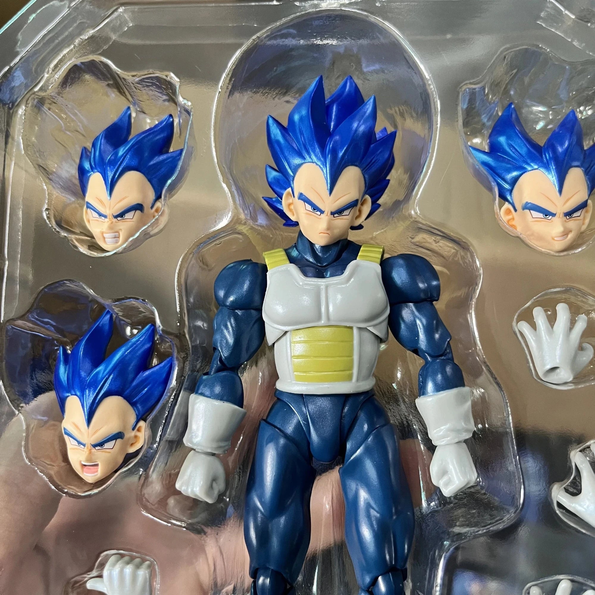 Action Figure Vegeta Super Saiyan – Deep Blue