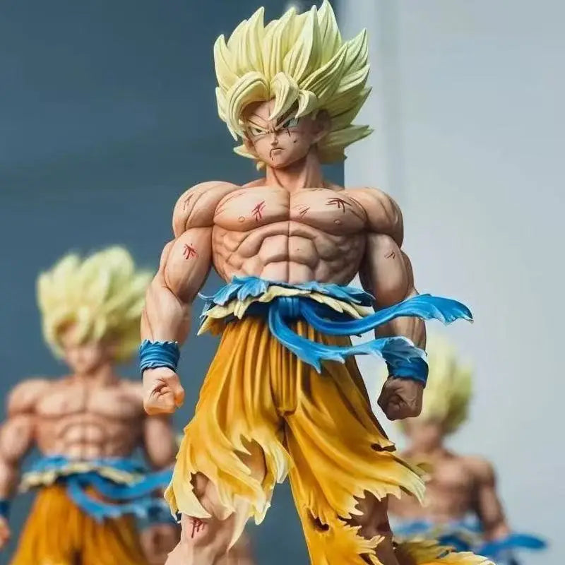 Estátua Dragon Ball Z – Son Goku Super Saiyajin 34 cm (1/6) | Cabeças Intercambiáveis + Base LED USB-C