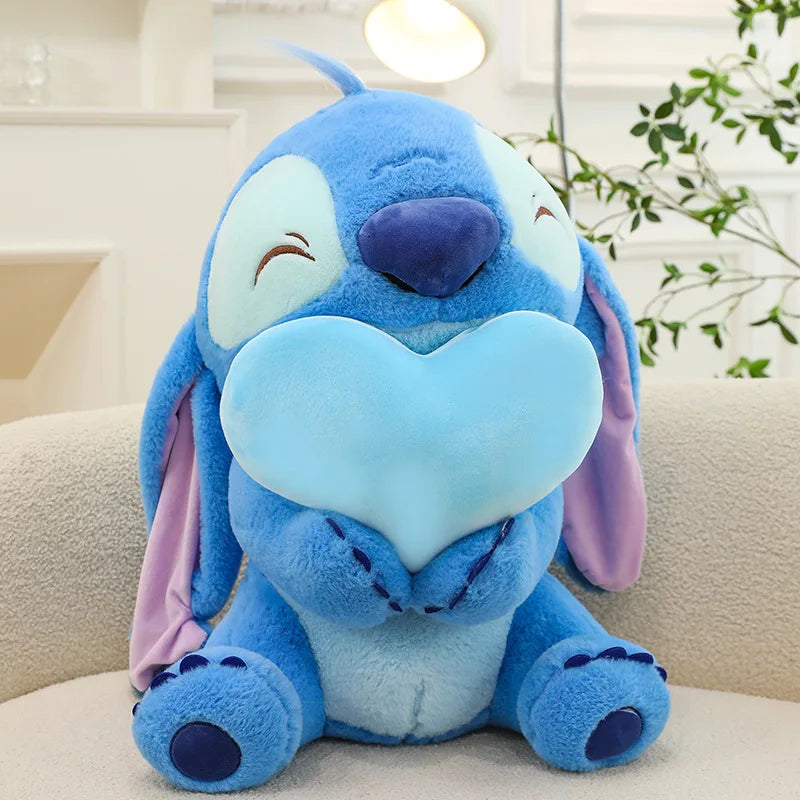 Pelúcia Stitch com Coração - Disney
