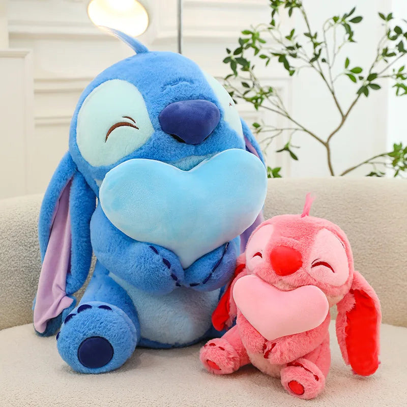 Pelúcia Stitch com Coração - Disney