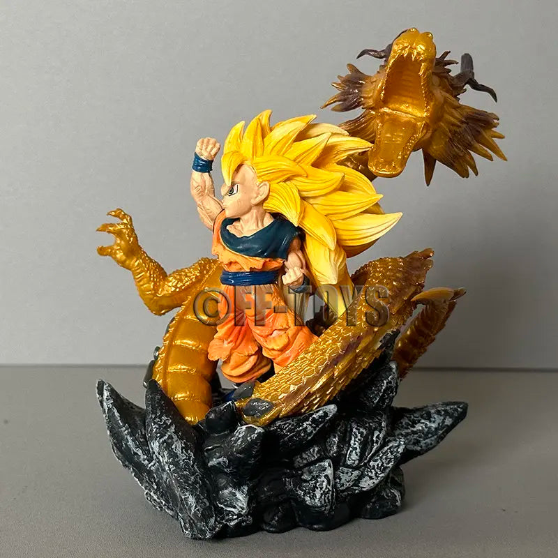 Action Figure Goku Super Saiyan 3 - Dragon Fist Explosion - Dragon Ball Z - Bandai
